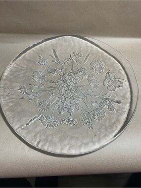Scandinavian KOSTA BODA 
ULLA PLATTER  
Swedish Artist KJELL ENGMAN
